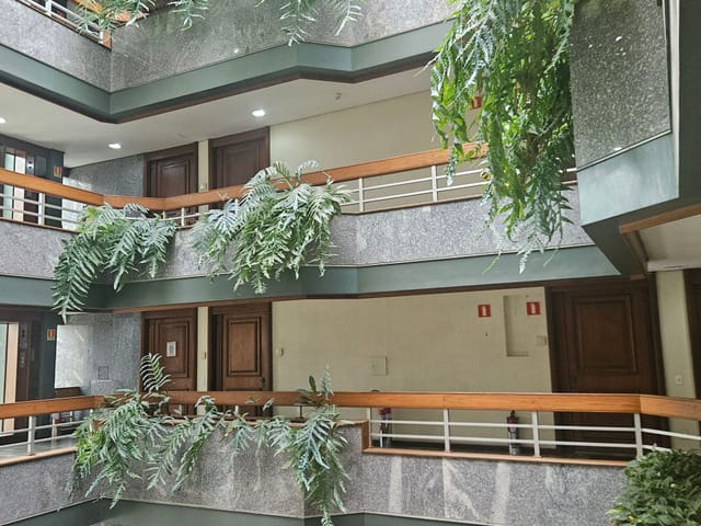 Sala à venda, no bairro Higienópolis em Porto Alegre