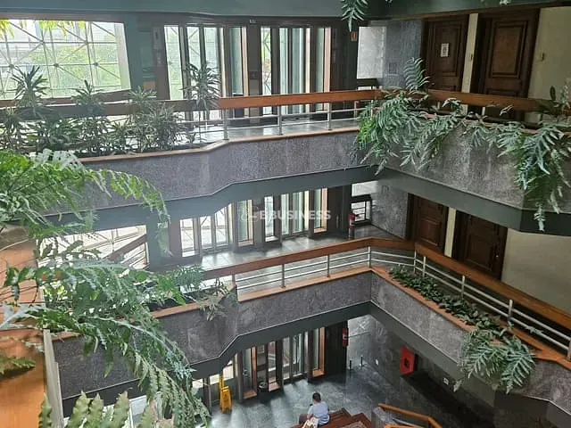 Sala à venda, no bairro Higienópolis em Porto Alegre