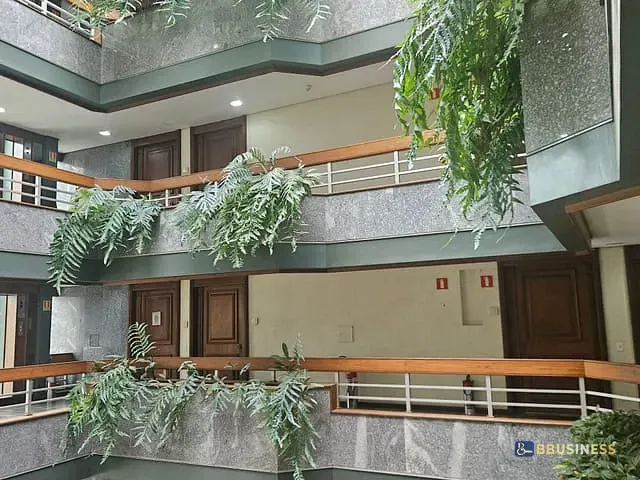 Sala à venda, no bairro Higienópolis em Porto Alegre