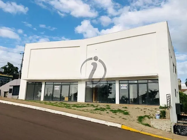 Sala com 180m² 1 quarto e 2 banheiros, à venda, no bairro Canabarro em Teutônia
