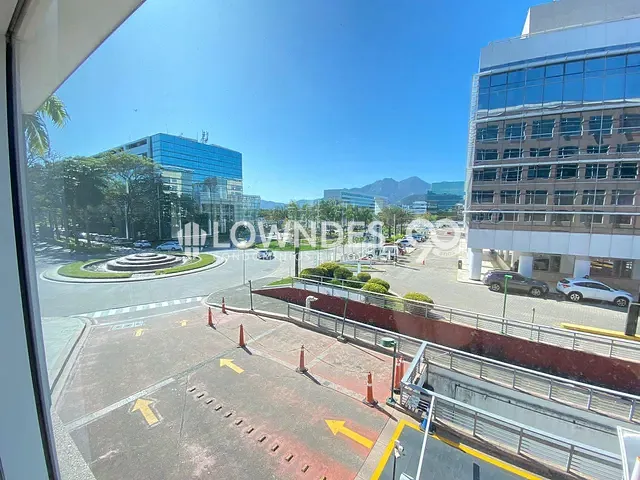Sala para alugar, no bairro Jacarepaguá em Rio de Janeiro