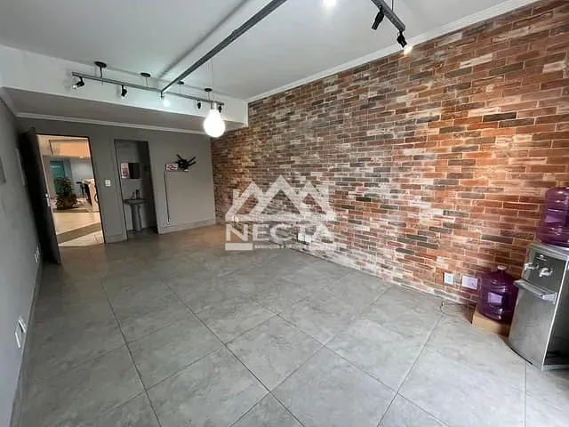 Sala com 27m², à venda, no bairro Centro em Caraguatatuba