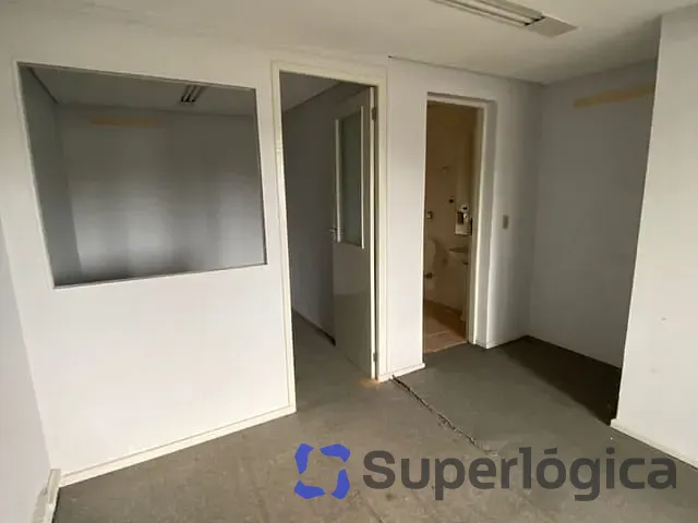 Sala à venda, no bairro Hugo Lange em Curitiba
