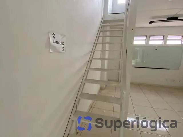Sala à venda, no bairro Hugo Lange em Curitiba