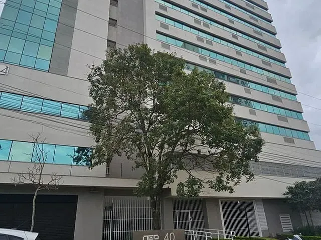 Sala à venda, no bairro Santa Maria Goretti em Porto Alegre