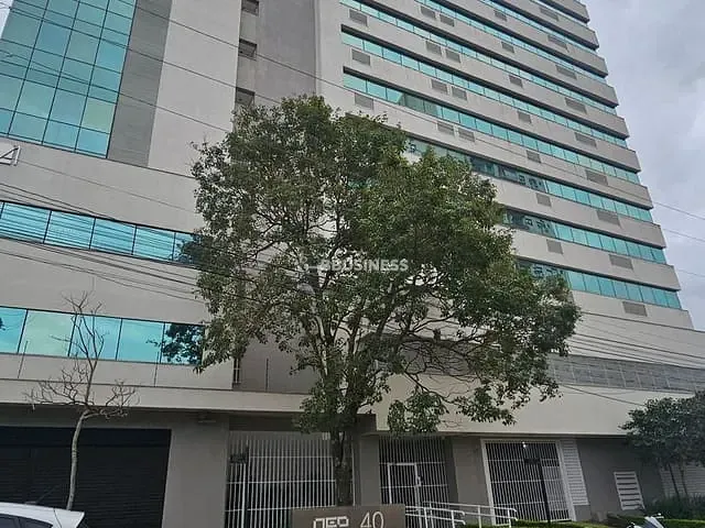 Sala à venda, no bairro Santa Maria Goretti em Porto Alegre