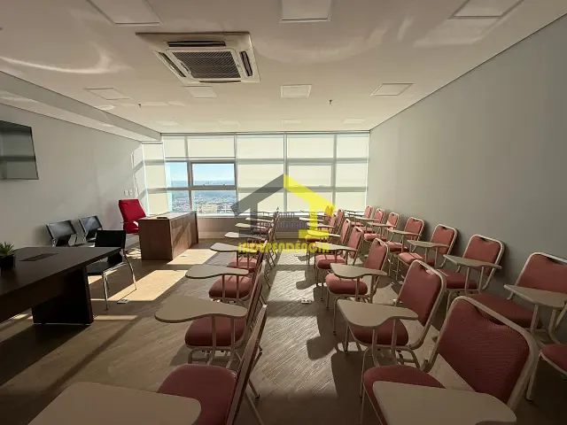 Sala com 100m², para alugar, no bairro Chácara Urbana em Jundiaí