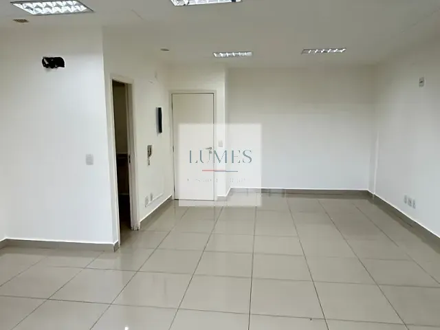 Sala para alugar, no bairro Vila Santo Antônio em Americana
