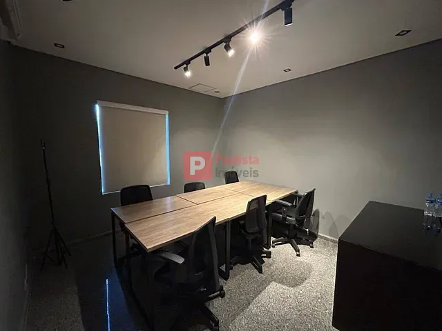 Sala com 16m², para alugar, no bairro Cidade Monções em São Paulo