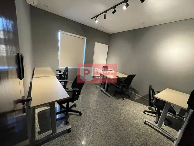 Sala com 16m², para alugar, no bairro Cidade Monções em São Paulo