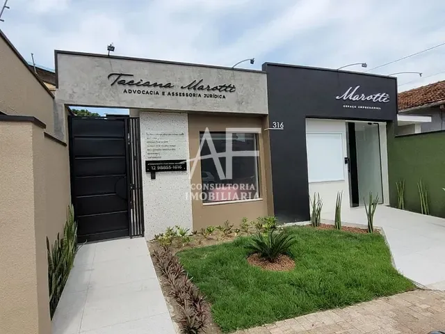 Sala com 12m², para alugar, no bairro São Benedito em Pindamonhangaba