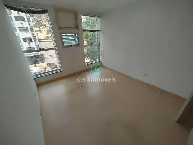 Sala com 29m², para alugar, no bairro Tijuca em Rio de Janeiro