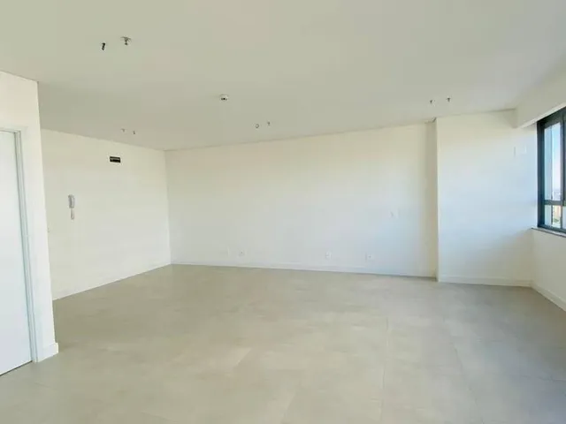 Sala para alugar, no bairro Bela Suiça em Londrina