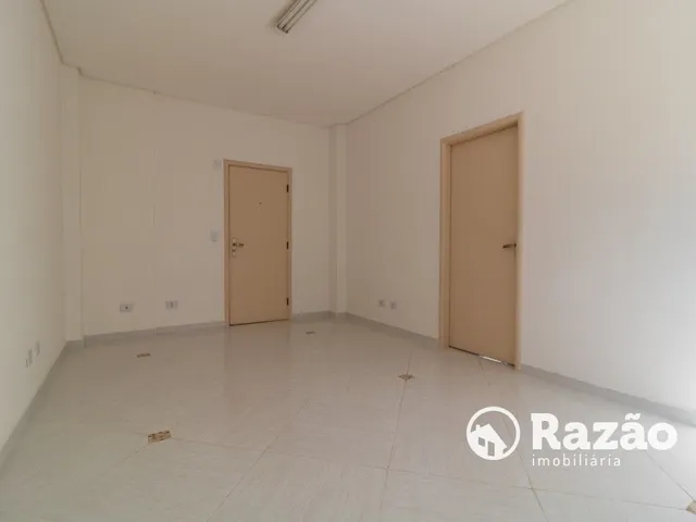 Sala para alugar, no bairro Centro em Curitiba