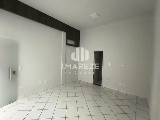 Sala para alugar, no bairro Barra Funda em Apucarana