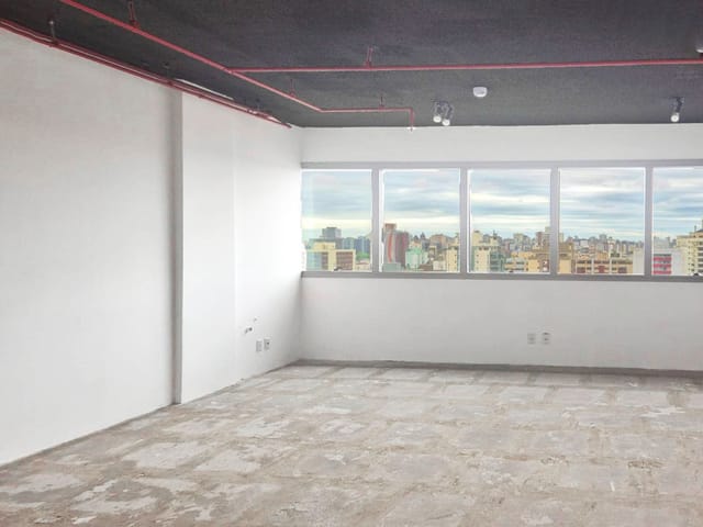Foto do Sala - LOCAÇÃO: Sala em Andar Alto, Ótimo Ambiente para Profissionais, no Menino Deus, Porto Alegre, RS | Sellen