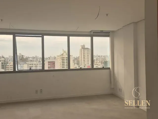 Sala com 68m², à venda, no bairro Menino Deus em Porto Alegre