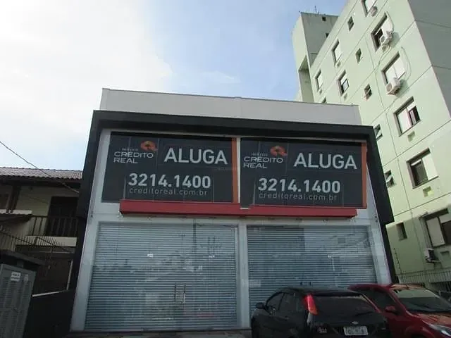 Sala à venda, no bairro Medianeira em Porto Alegre
