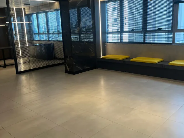 Sala para alugar, no bairro Bela Suiça em Londrina
