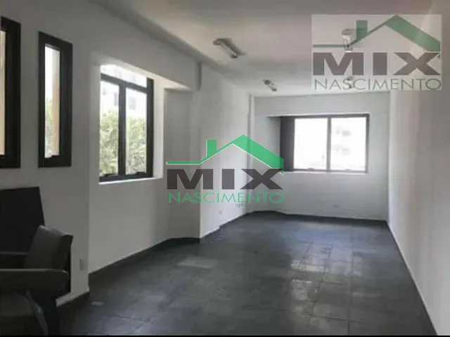 Sala com 30m², à venda, no bairro Liberdade em São Paulo