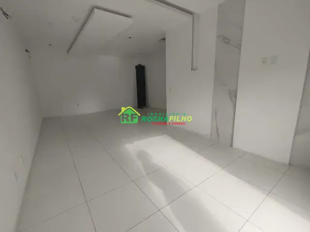 Sala com 40m², para alugar, no bairro José Francisco de Almeida Neto em Teresina