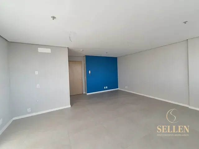 Sala com 68m², para alugar, no bairro Menino Deus em Porto Alegre