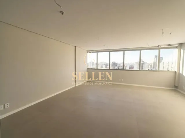 Sala com 68m², para alugar, no bairro Menino Deus em Porto Alegre