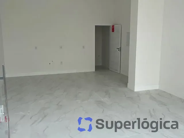 Sala para alugar, no bairro Centro em Balneário Camboriú