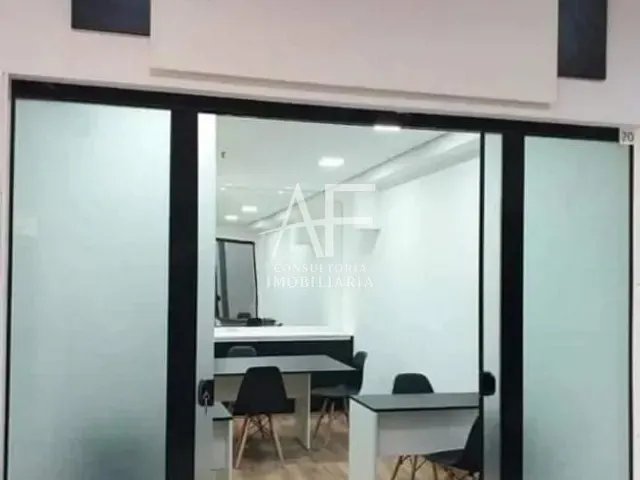 Sala com 28m², para alugar, no bairro Centro em Taubaté