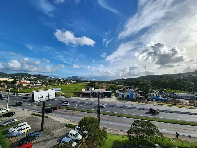 Sala à venda, no bairro Saco Grande em Florianópolis