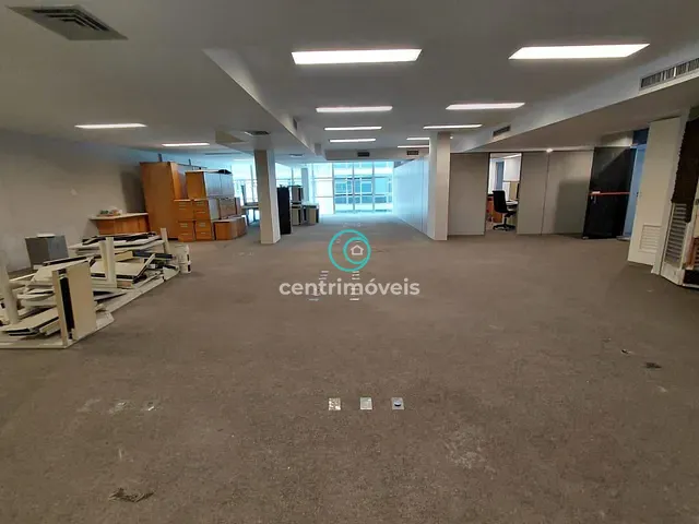 Sala com 275m², para alugar, no bairro Centro em Rio de Janeiro