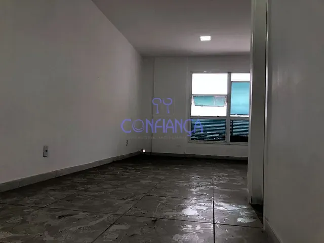 Sala com 28m², à venda, no bairro Campo Grande em Rio de Janeiro
