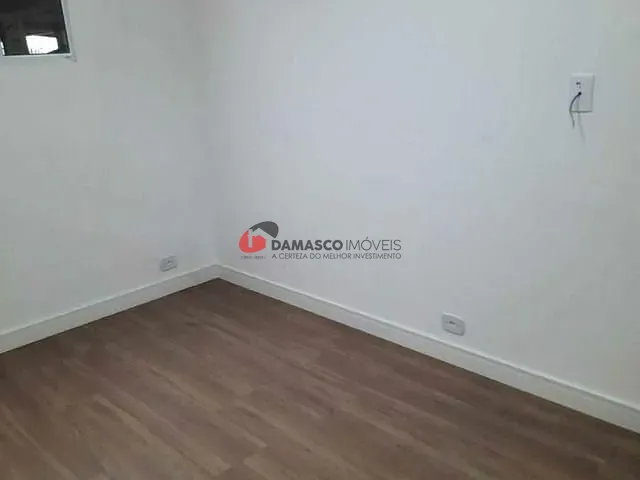 Sala com 15m², para alugar, no bairro Vila Califórnia em São Paulo