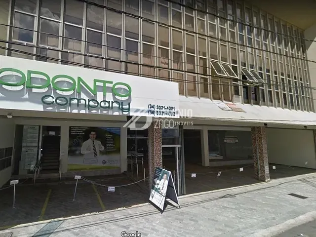 Sala para alugar, no bairro São Benedito em Uberaba