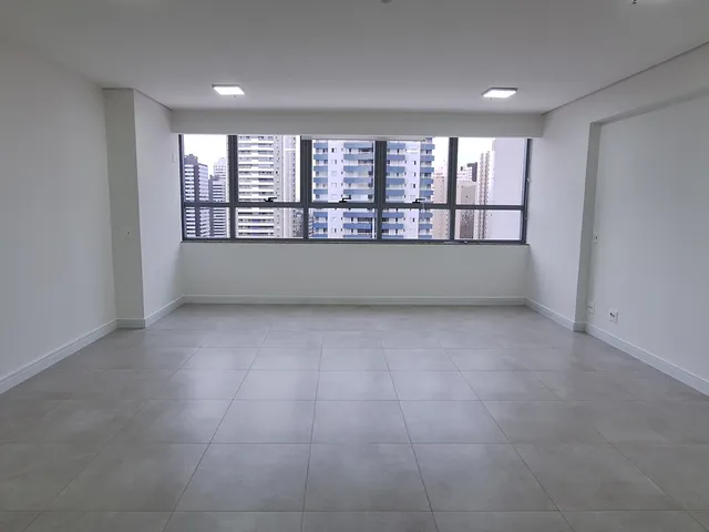 Sala para alugar, no bairro Bela Suiça em Londrina
