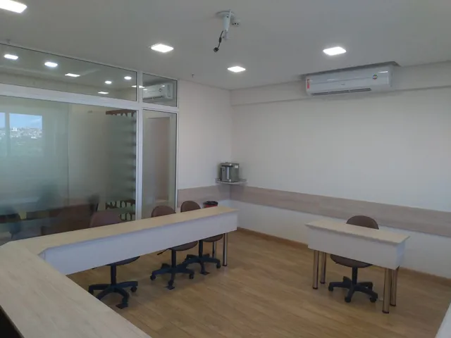 Sala à venda, no bairro Parque Senhor do Bonfim em Taubaté
