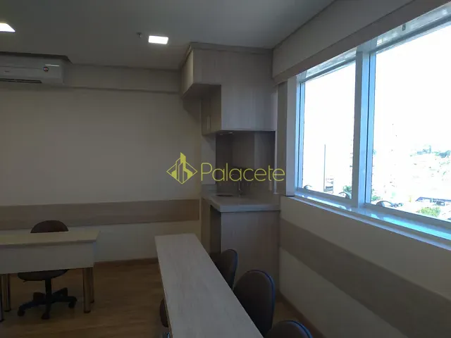 Sala à venda, no bairro Parque Senhor do Bonfim em Taubaté