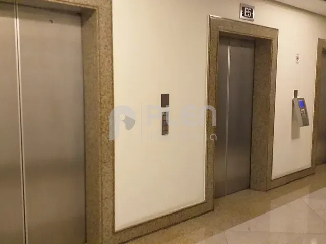 Sala com 105m², à venda, no bairro Alphaville Centro Industrial e Empresarial/Alphaville. em Barueri