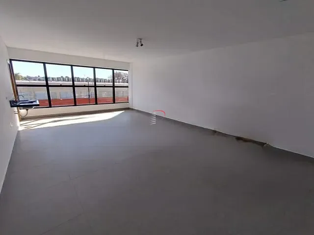 Sala com 70m², para alugar, no bairro Centro em Londrina