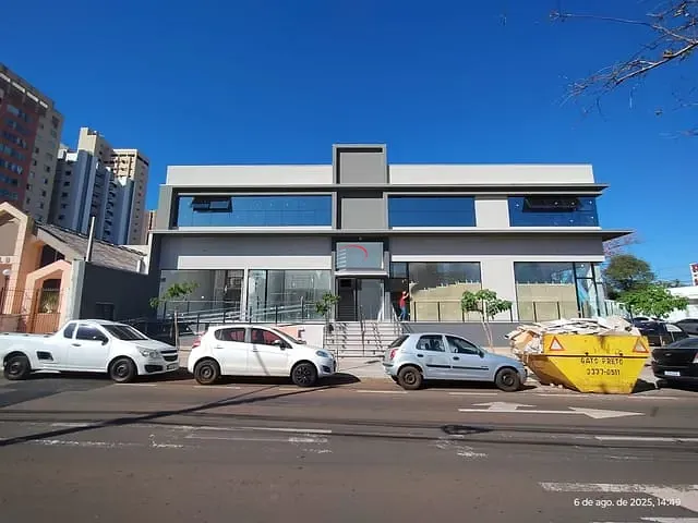 Sala com 70m², para alugar, no bairro Centro em Londrina