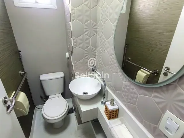 Sala para alugar, no bairro Centro em Niterói