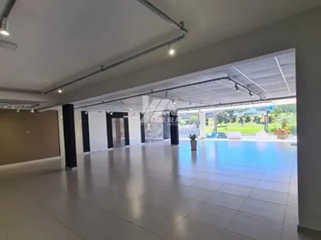 Sala à venda ou para alugar, no bairro Olarias em Ponta Grossa