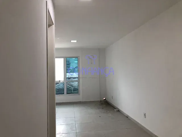 Sala com 29m², à venda ou para alugar, no bairro Campo Grande em Rio de Janeiro