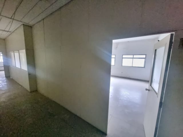 Sala com 70m², para alugar, no bairro Santana de Parnaíba em Santana de Parnaíba