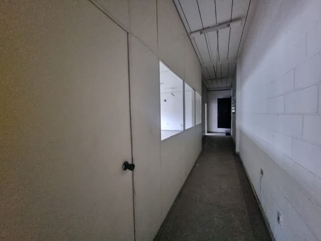 Sala com 70m², para alugar, no bairro Santana de Parnaíba em Santana de Parnaíba