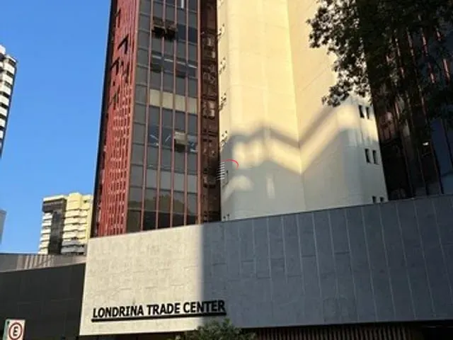 Sala com 124m², para alugar, no bairro Centro em Londrina