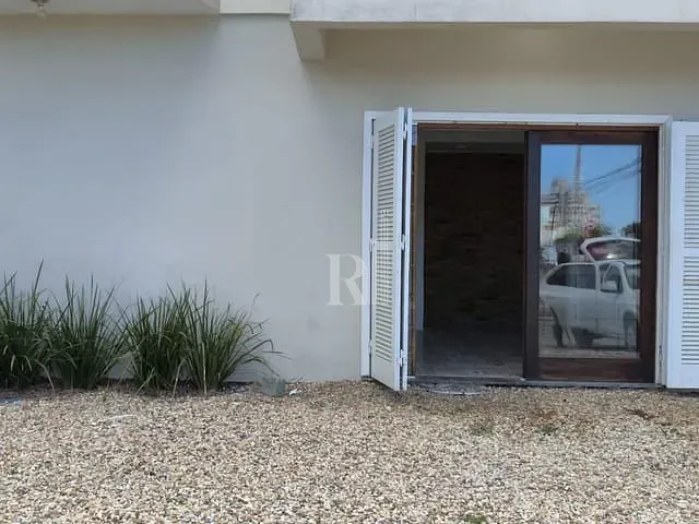 Sala para alugar, no bairro Centro em Tijucas