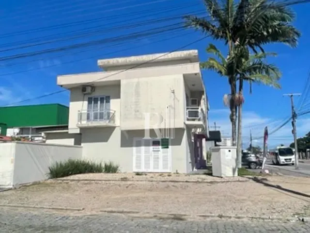 Sala para alugar, no bairro Centro em Tijucas