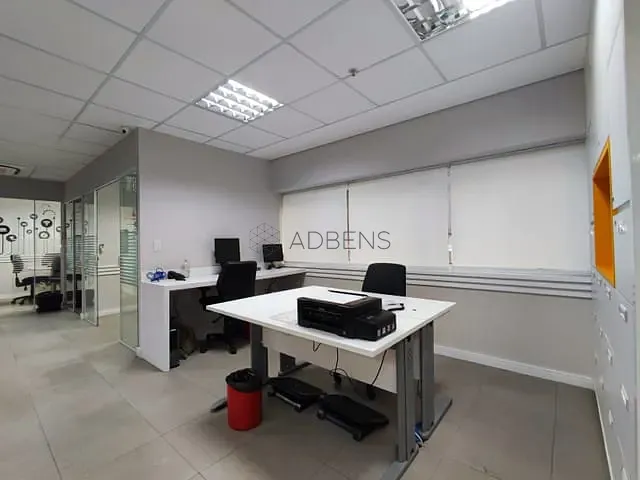 Sala à venda ou para alugar, no bairro Itaim Bibi em São Paulo