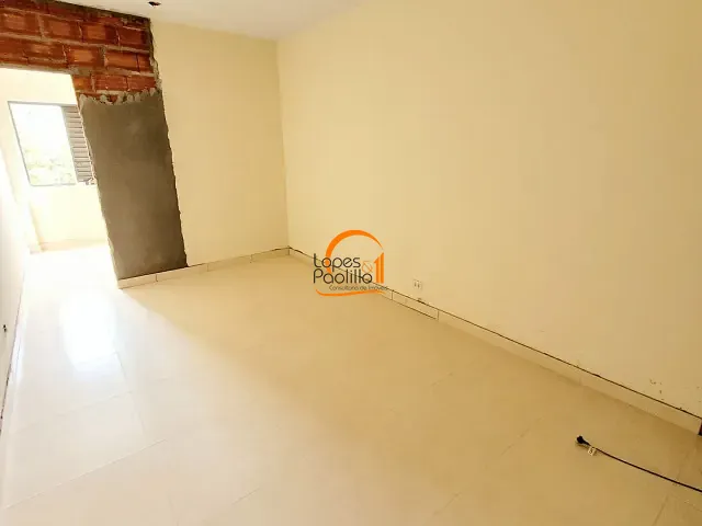 Sala com 26m², para alugar, no bairro Vila Thais em Atibaia